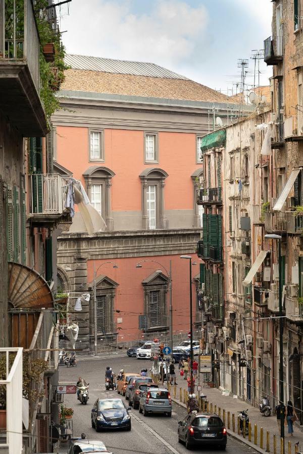 Una Stanza Al Museo Naples Exterior photo